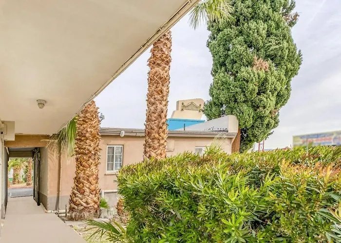 Oyo Gateway Motel Las Vegas North Strip/Fremont St. Area